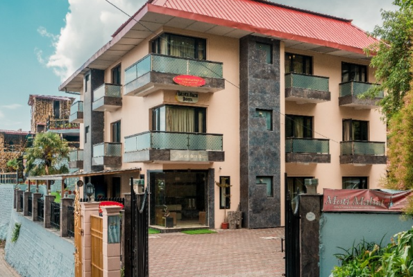 Silver Arch Hotel 1