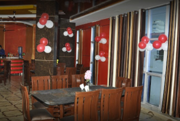Ugte Hotel And Restaurant 4