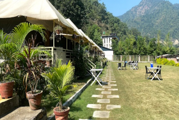 Rendezvous Outdoors 1