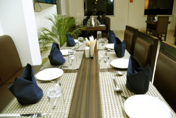 Hotel Holiday Hill 3