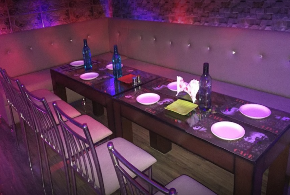 Meet Heights Restaurant 1