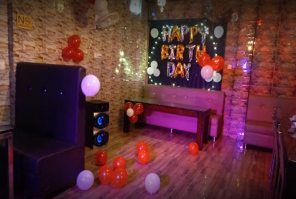 Meet Heights Restaurant 5