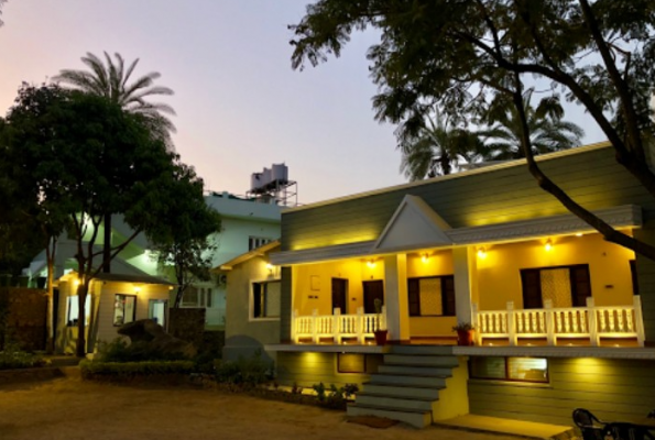 Hotel Agroha 5