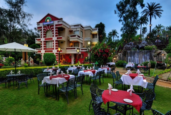 Chacha Inn The Garden Retreat 5
