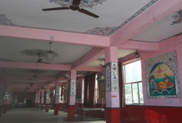 Hotel Oasis 4