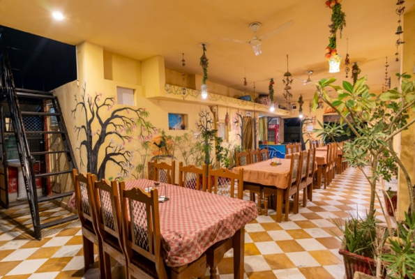 Gaji Hotel 1