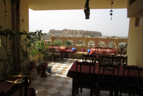 Gaji Hotel 4