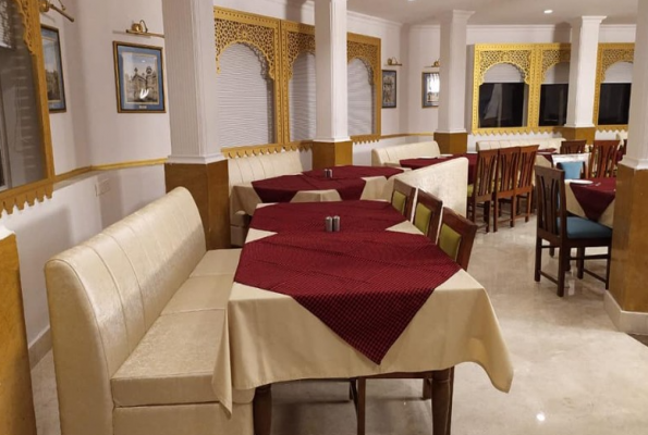 Hotel Heritage Inn