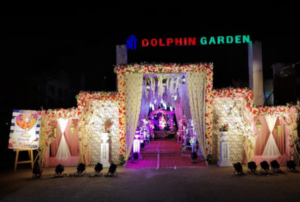 Dolphin Garden 4