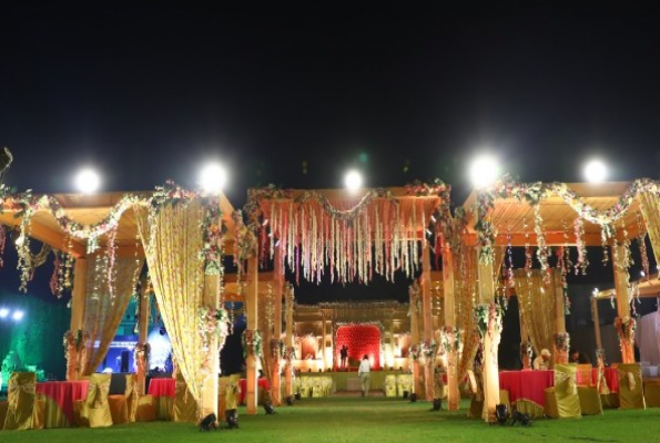 Brijwasi Lands Inn 3