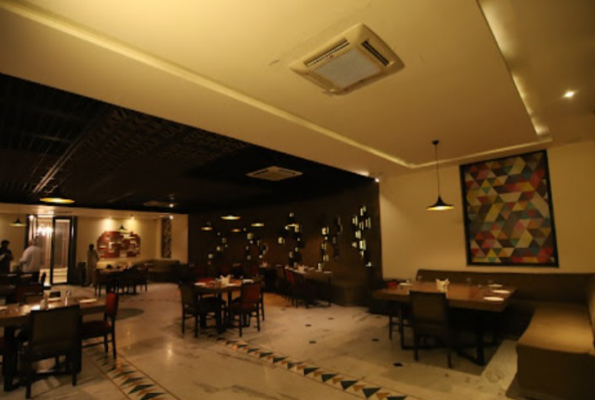 Hotel The Royal Residency 3