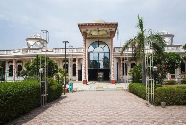 Hotel The Royal Residency 4