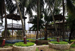 Pali Beach Resort And Water Park