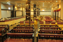Palm Tree Hotel And Restaurant