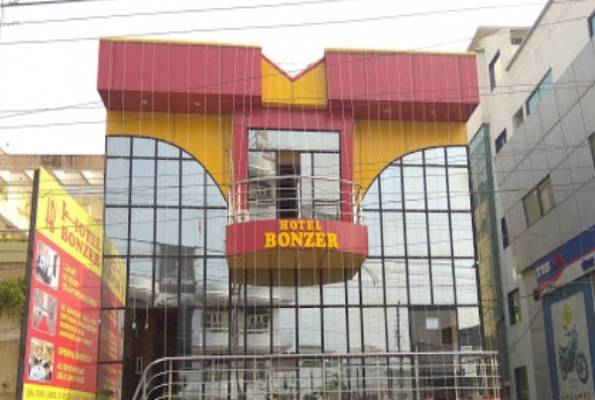 Hotel Bonzer 1