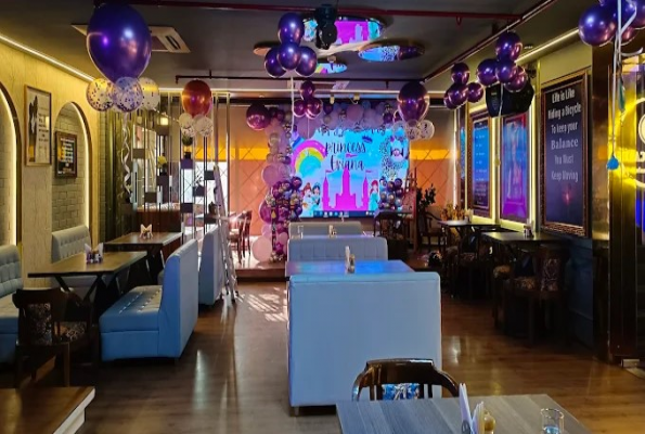 Classy Cafe Bar And Restaurant 1