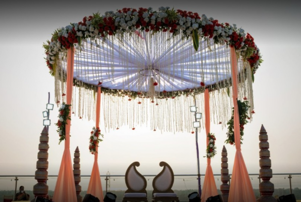 Latas Rooftop And Banquets 1