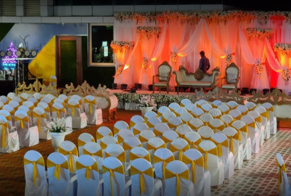 Latas Rooftop And Banquets 2