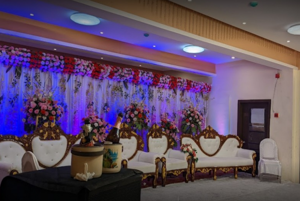 Wynd Hotel And Banquet 5