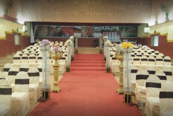 Dhananjay Talkies Hall And Marriage Ground 4