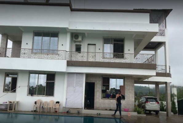 Av Farm House 1