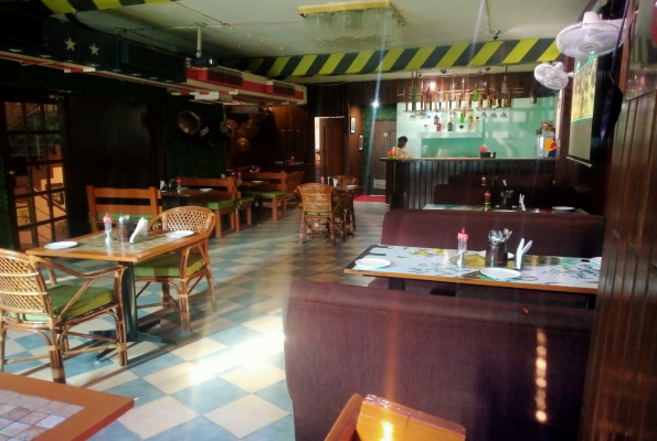 Cheenoz Restro Bar 1