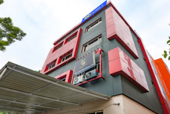 Fabhotel Earth View 3