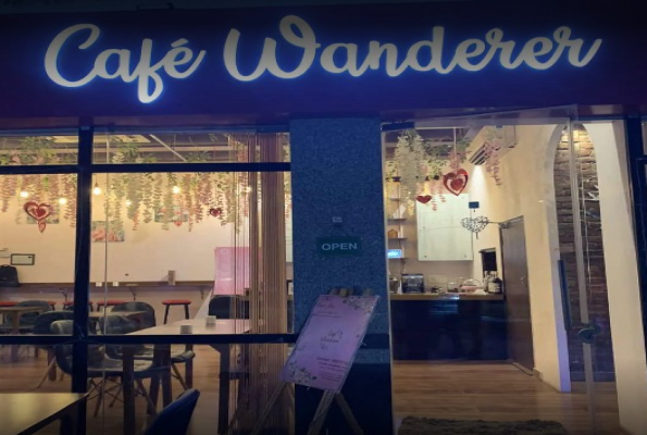 Cafe Wanderer