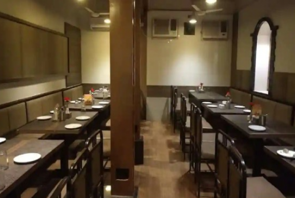 Vv Restaurant And Bar 1