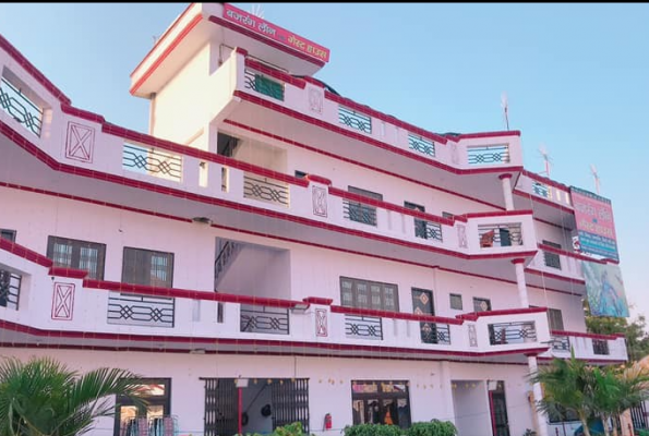 Bajrang Lawn And Guest House 3