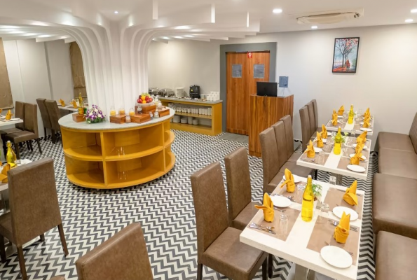 Hotel Clarks Inn 3