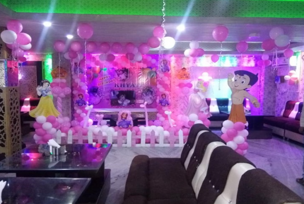 Pjais Fine Dine Restro 1