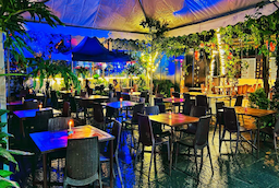 Bistro Claytopia