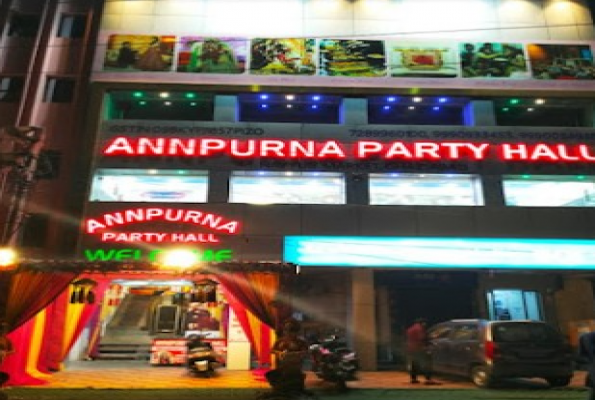 Annapurna Sudh Shakahari Bhojnalya 5