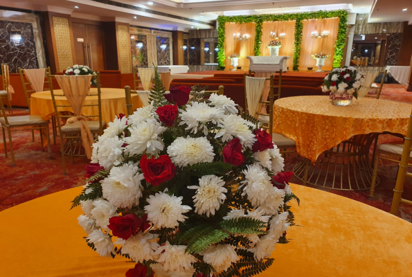 Dee Marks Hotel & Resorts 1