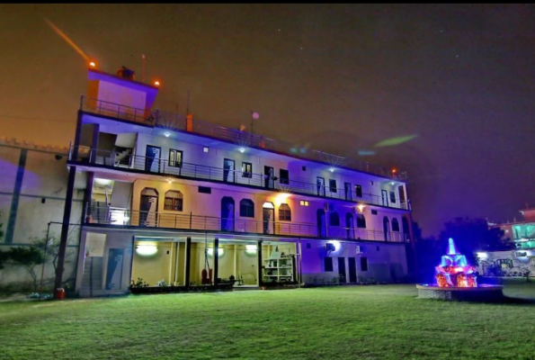 Mangalam Palace 3