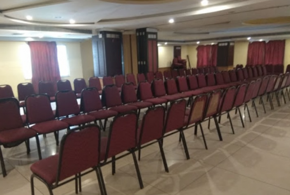 Hotel Maharaja Classic Inn