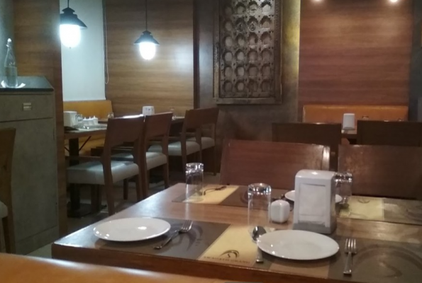 Hotel Kinara Grand 3