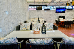 Cb Crown Banquet Hall