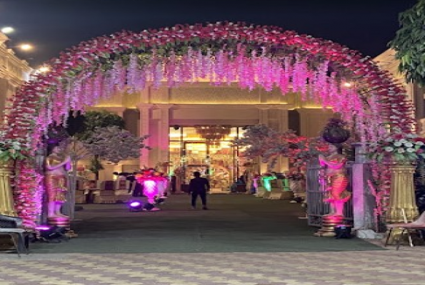 Radha Govind Mandap 3