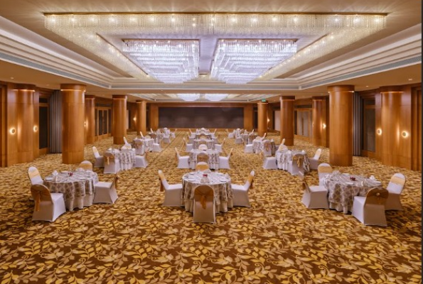 Essentia Luxury Hotel 2