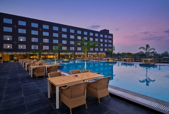 Essentia Luxury Hotel 1