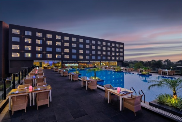 Essentia Luxury Hotel 3