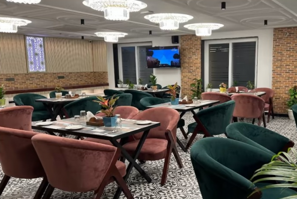 Lime Tree Hotel & Banquet 4