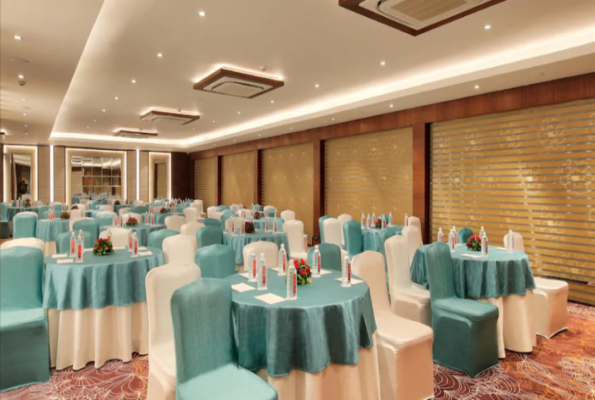 Hotel Golden Tulip Essential 1