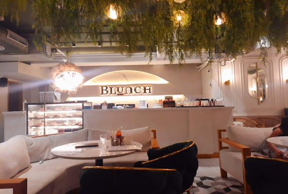 Blunch Cafe And Patisserie 3