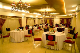 Jalsa Resort & Banquets