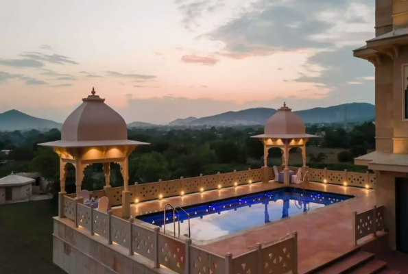 Traavista Aravali Mahal 1