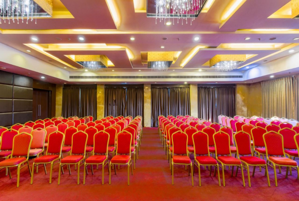 Hotel Gis Select Banjara Hills