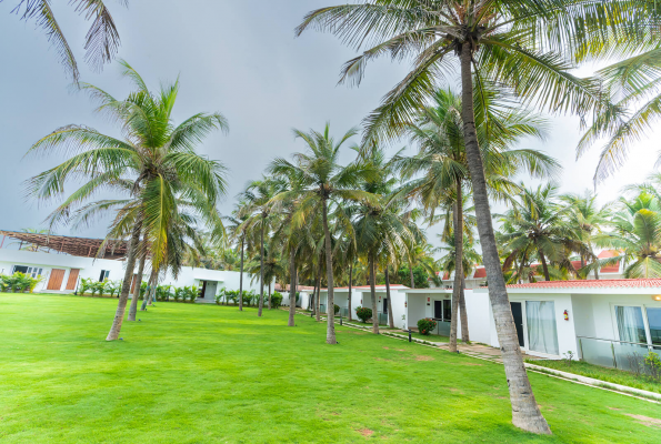 Shelter Beach Resorts 4